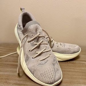 NWOT Sorel Explorer Blitz Stride Lace Sneakers Women’s Size 10